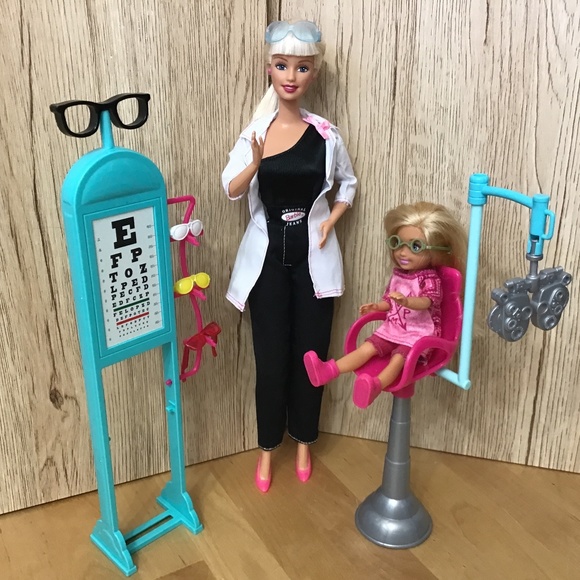 Barbie Other - Barbie: Chelsea at the Eye Doctor